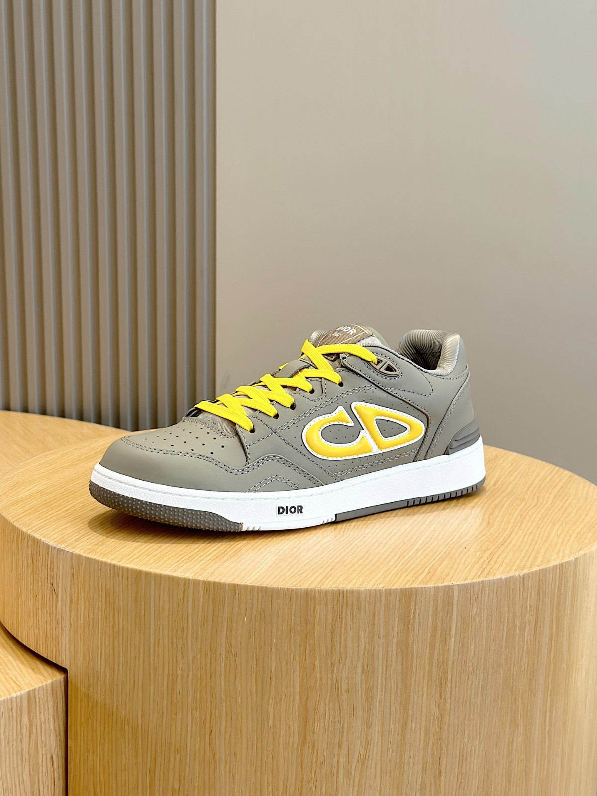 033 35123118 size 38-45