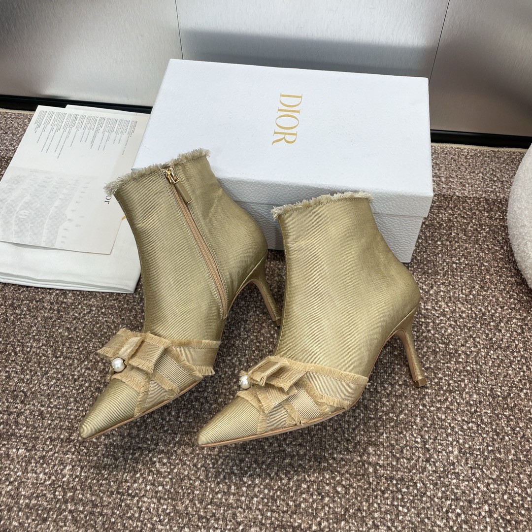 028 38123131 size 34-43