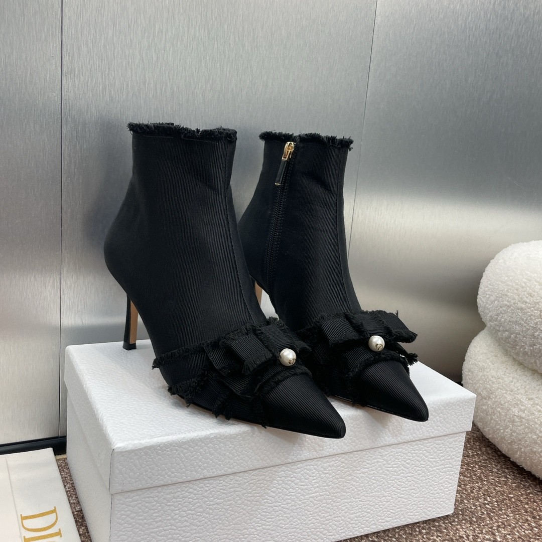 027 38123131 size 34-43