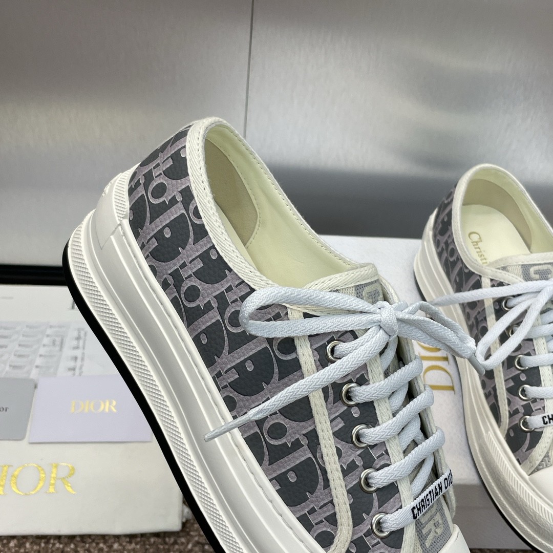 011 34124118 size 35-43