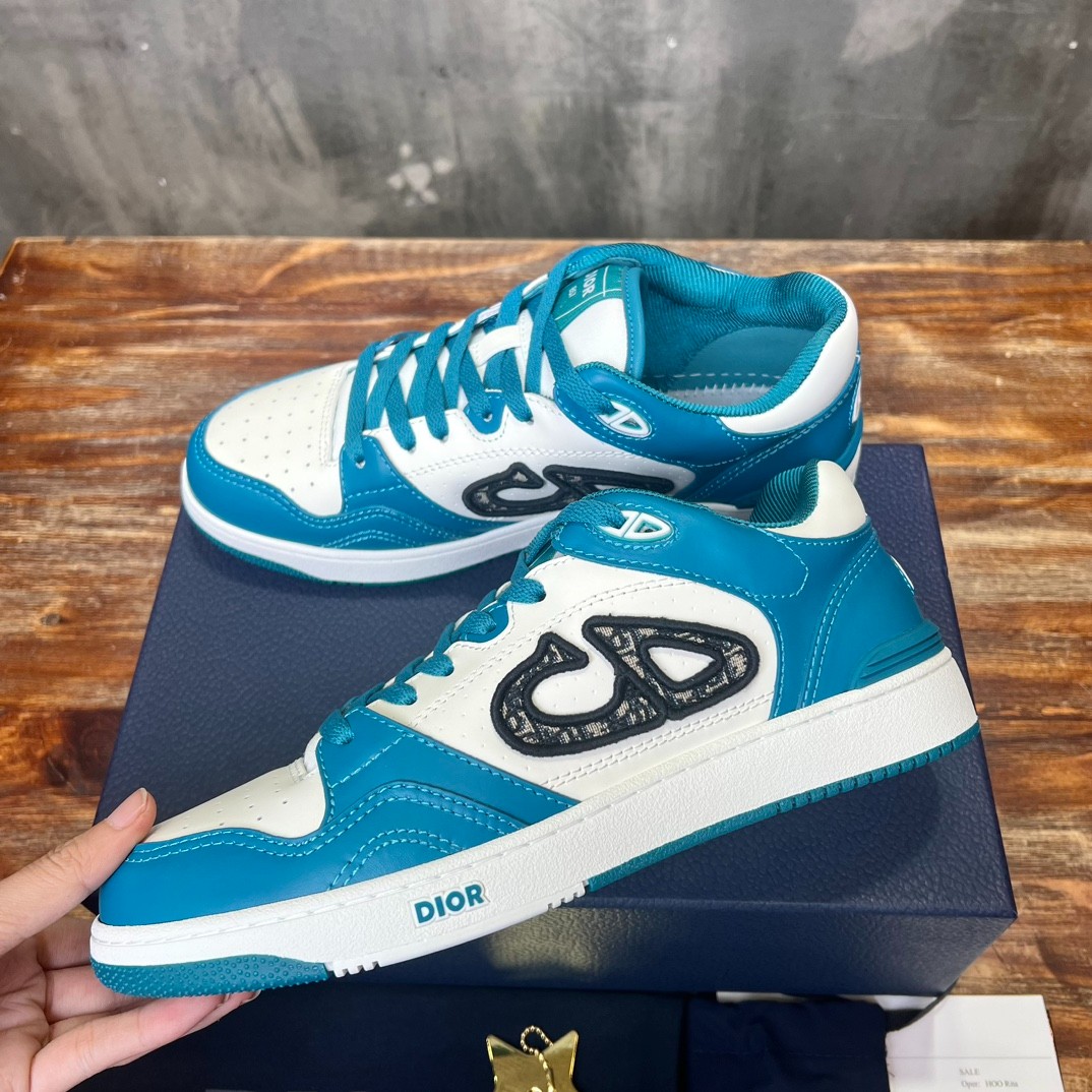 008 40123133 size 35-45