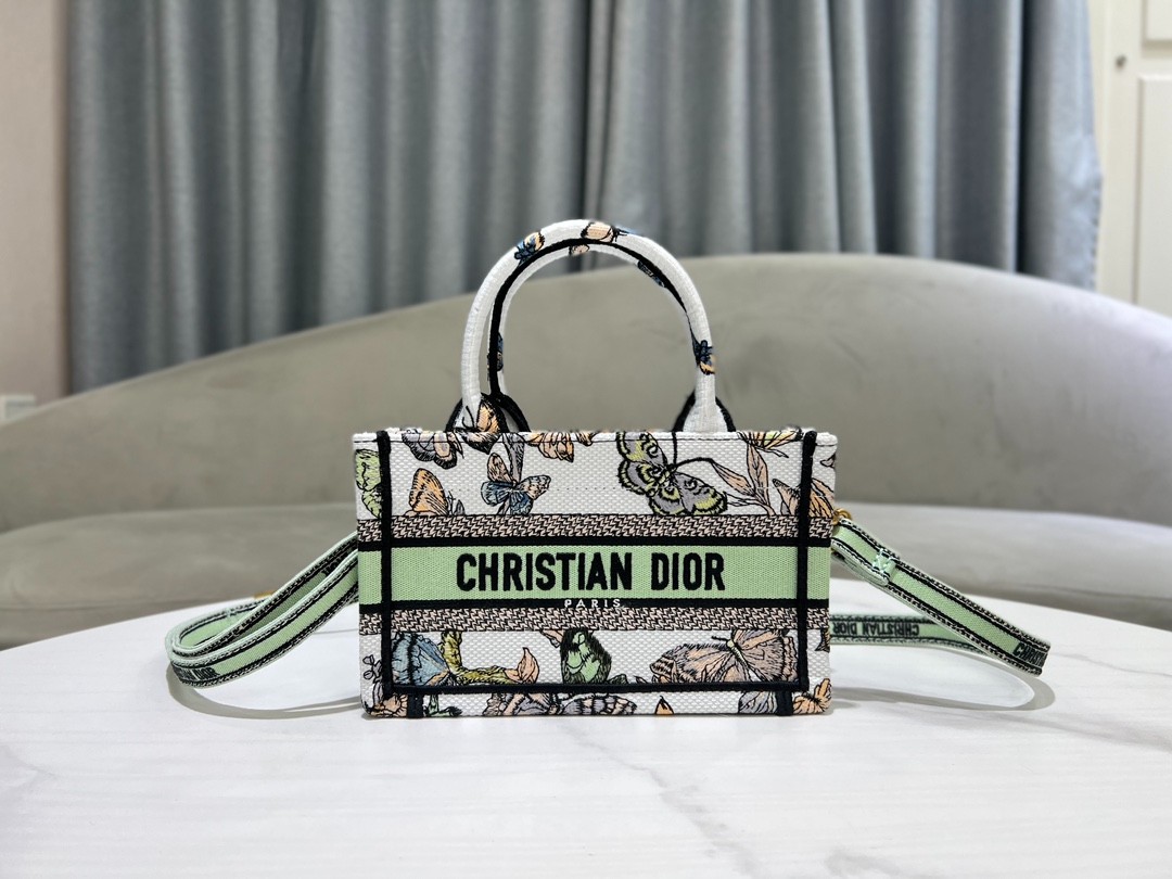 089 40123142 size 21.5x13x7.5cm