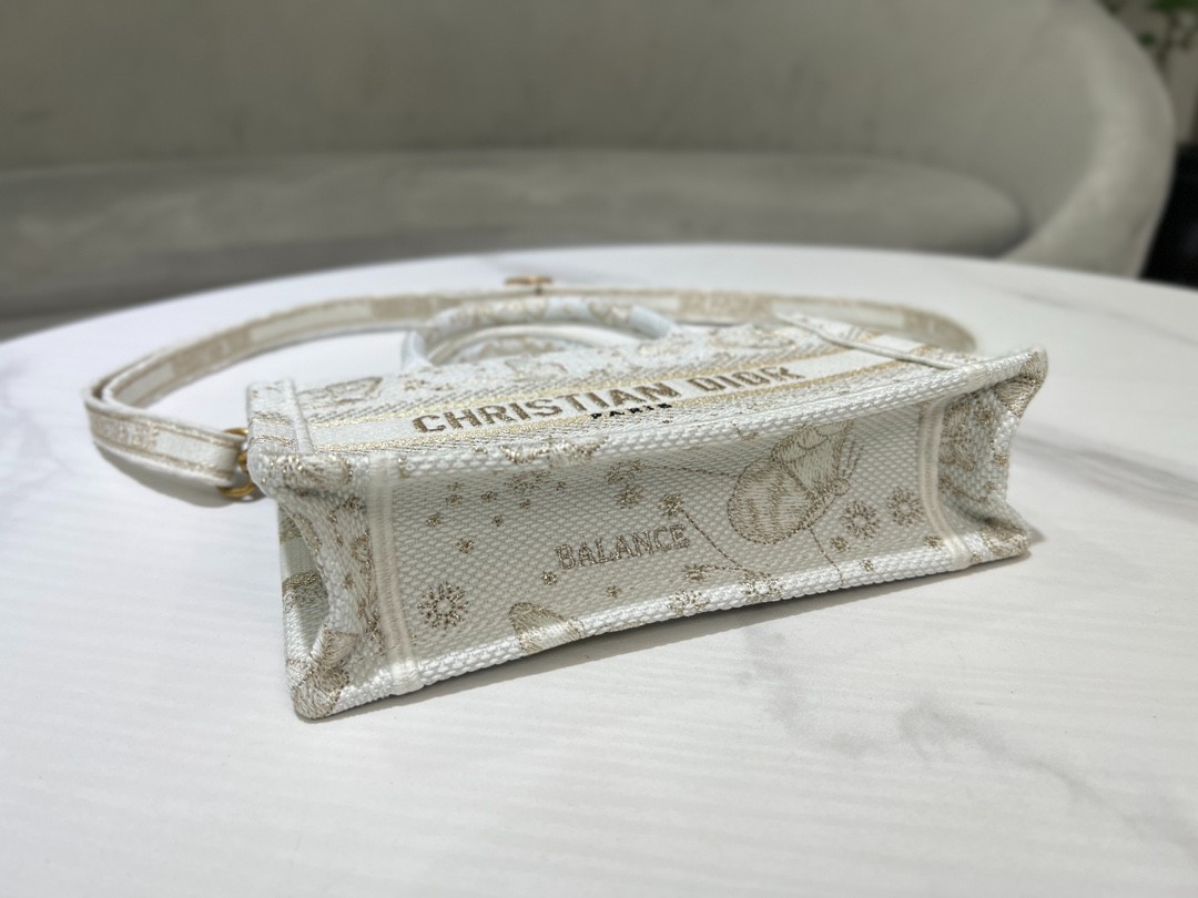 088 40123142 size 21.5x13x7.5cm
