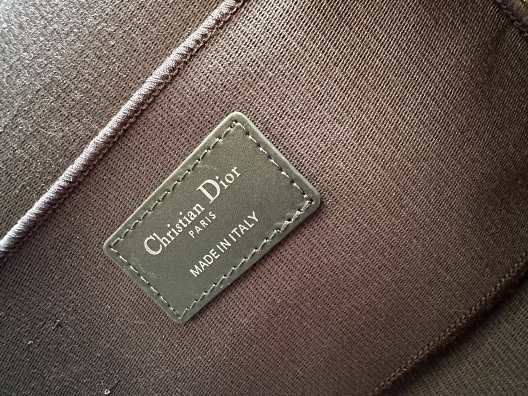 083 50123158 size 25x18x8cm