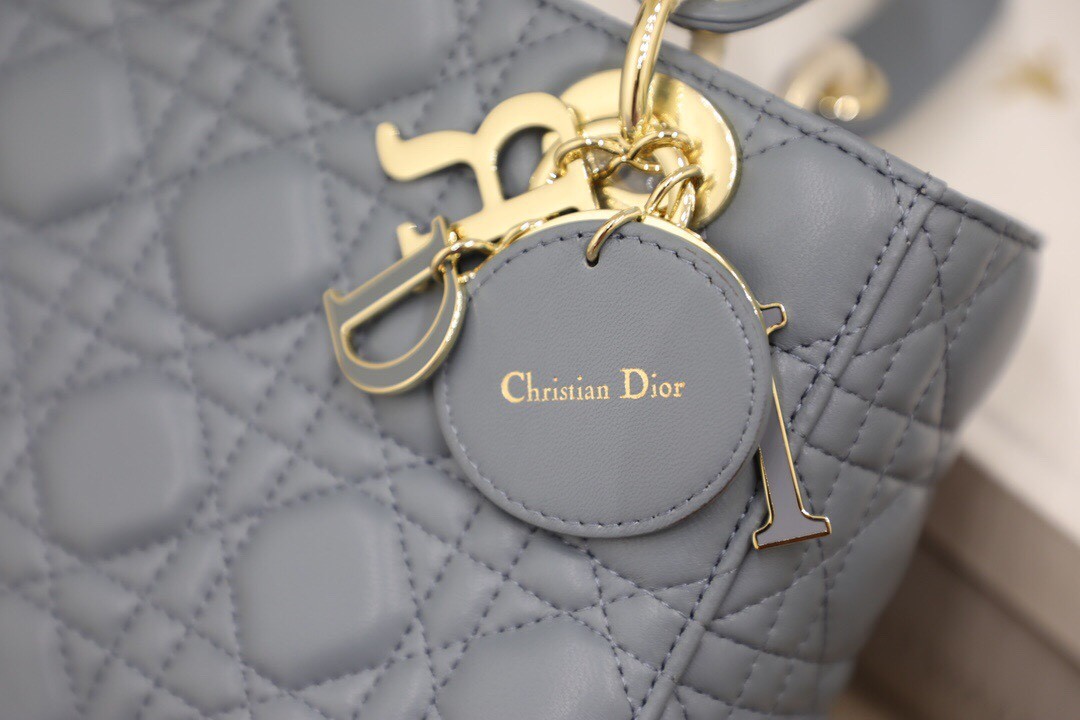 078 74123207 size 20x16.5x8cm
