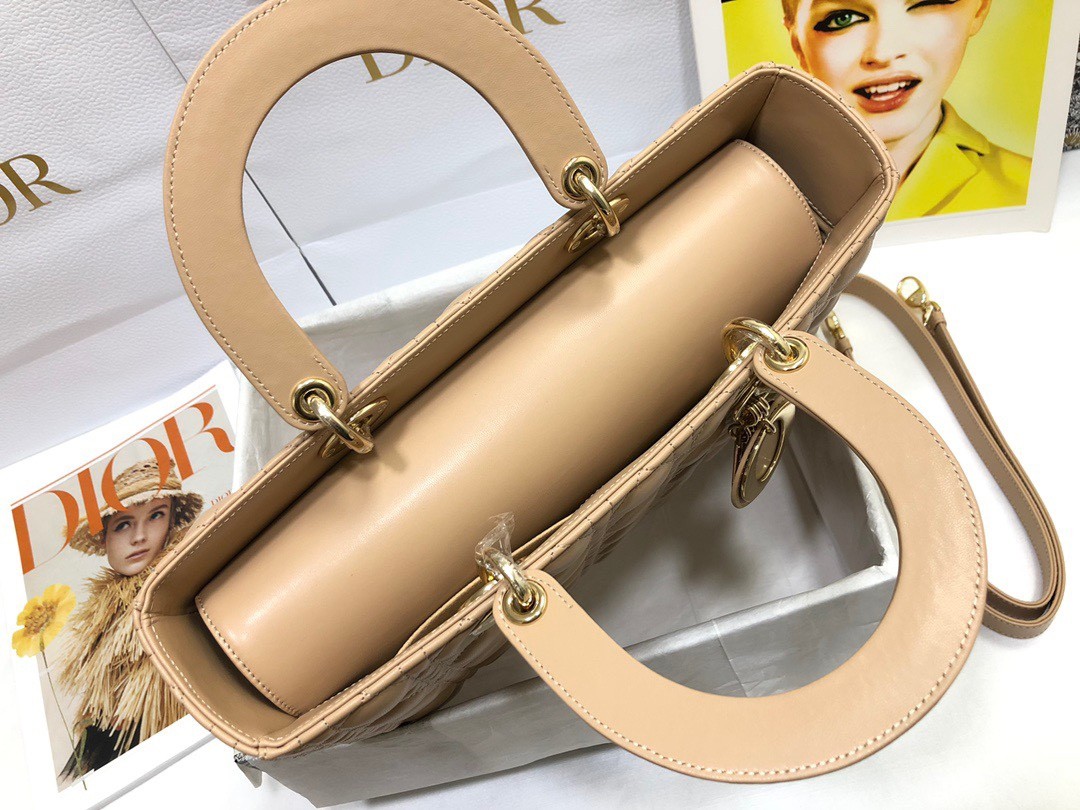 059 75123208 size 32x25x11cm