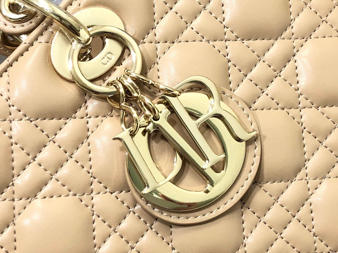 059 75123208 size 32x25x11cm