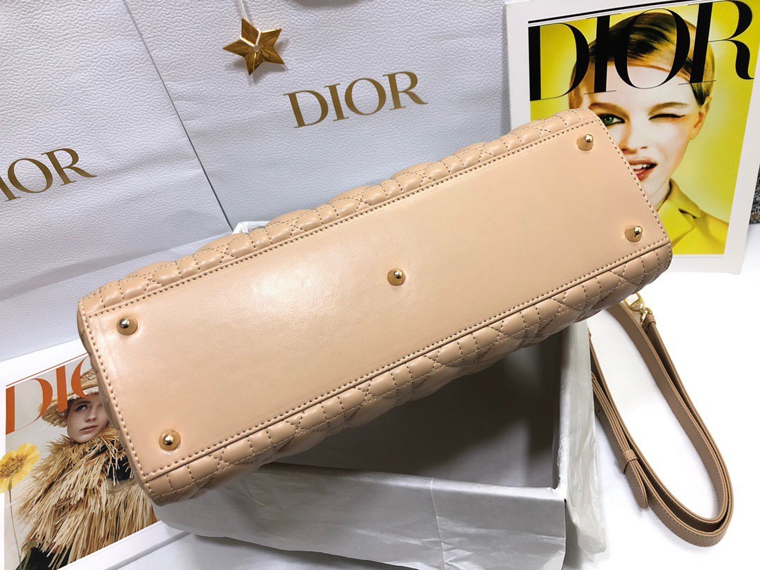 059 75123208 size 32x25x11cm