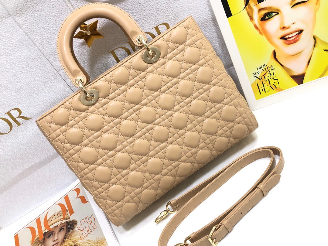 059 75123208 size 32x25x11cm