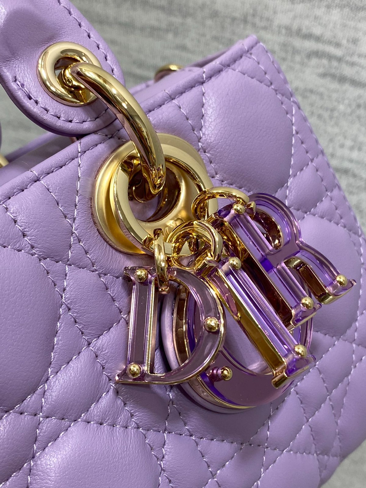 055 72123204 size 22.5x6x11.5cm