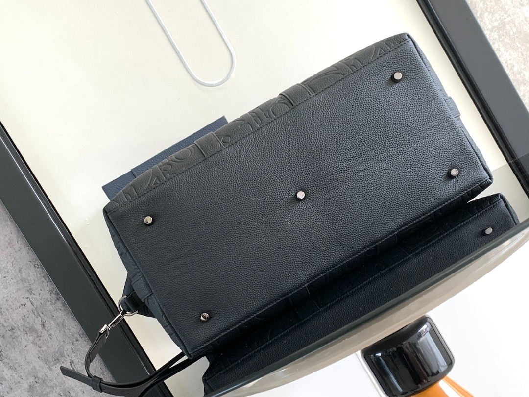 046 72123204 size 57.5x34.5x22cm