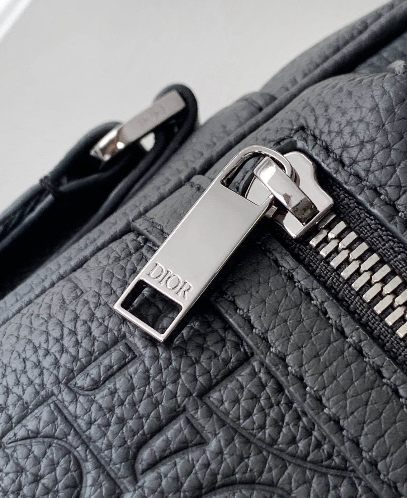 044 49123156 size 23x17x7.5cm