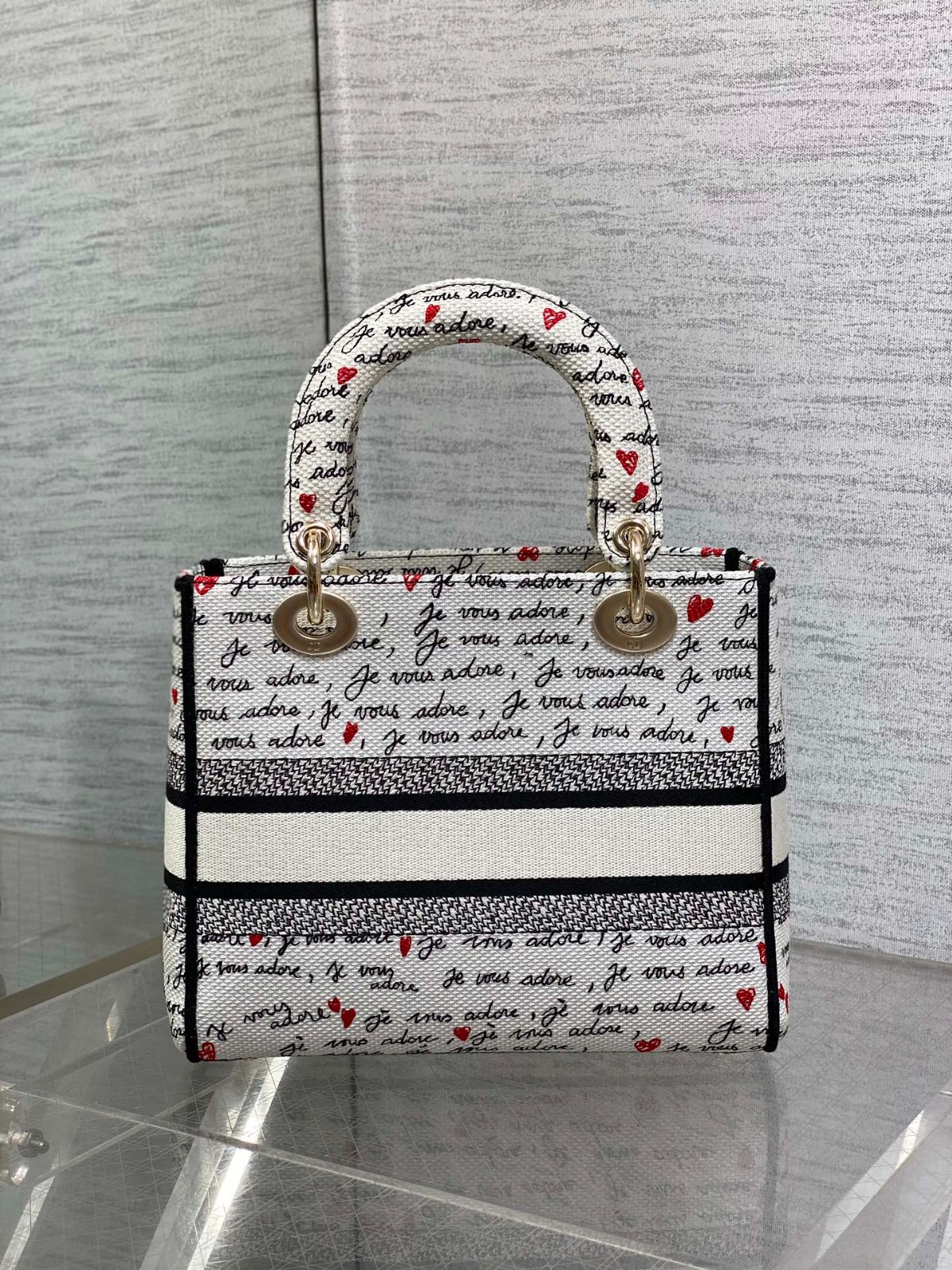035 62123189 size 24x11x20cm