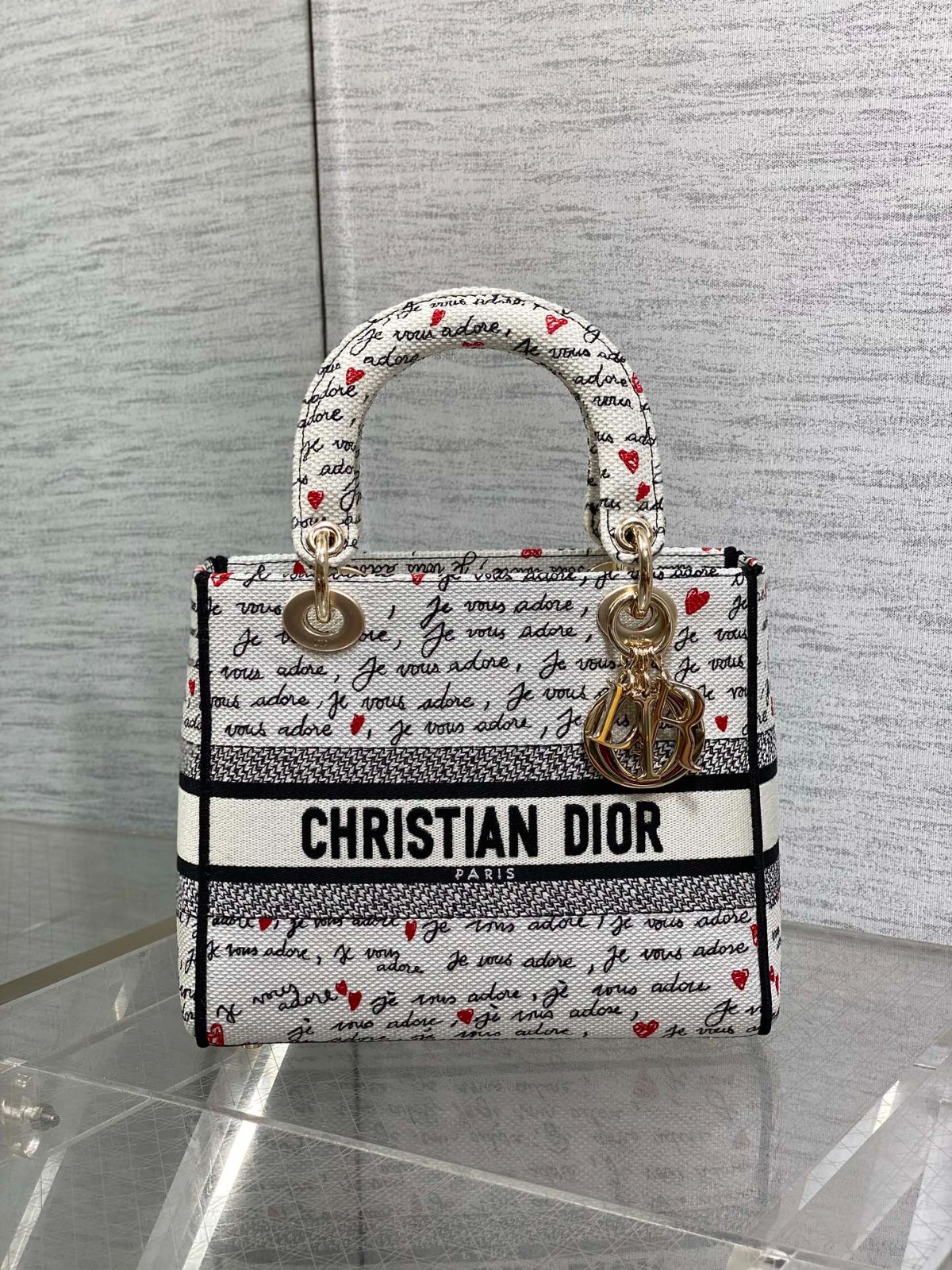 035 62123189 size 24x11x20cm