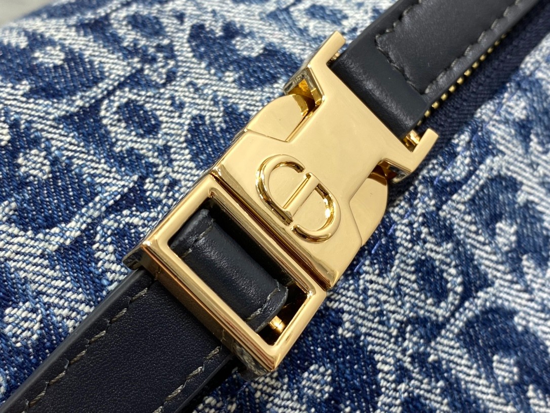 023 52123164 size 22x13x9.5cm