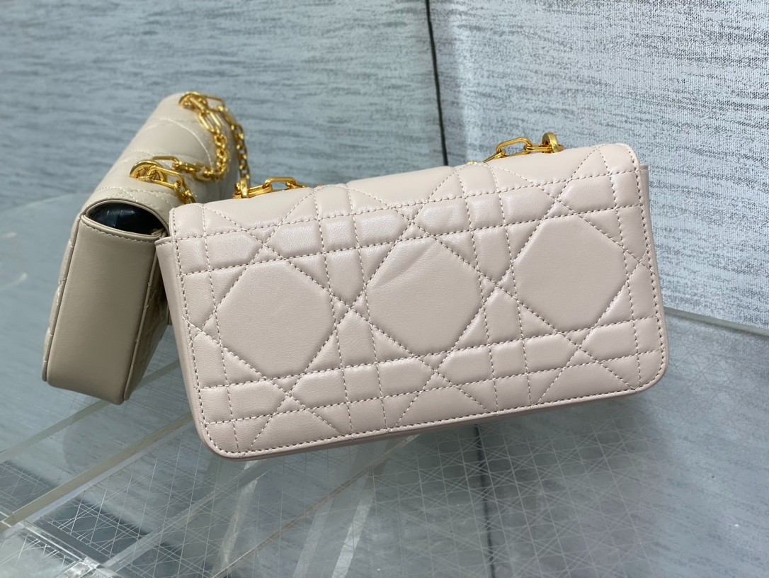 020 60123173 size 22x12.5x4cm