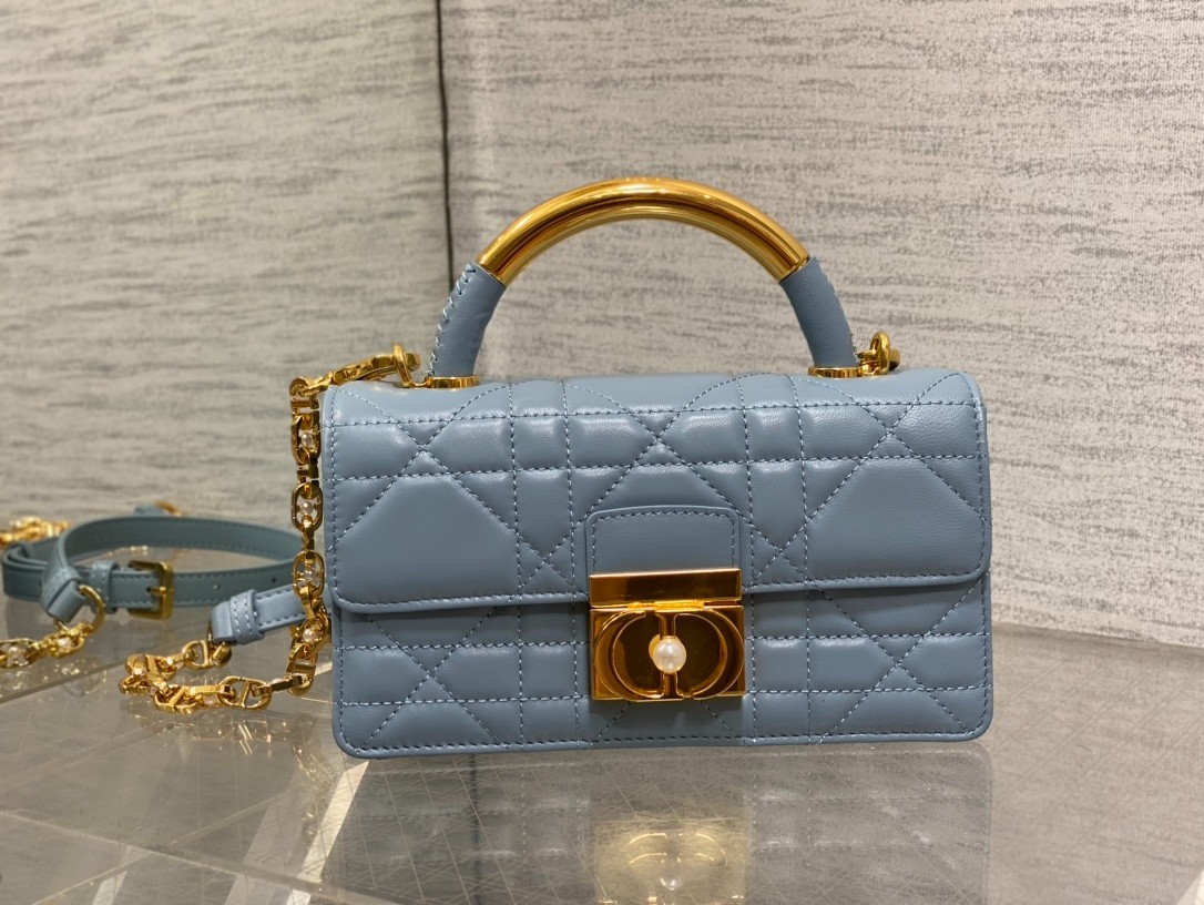 017 70123202;74123208 size 20x5x12cm;size 25x16.5x8cm