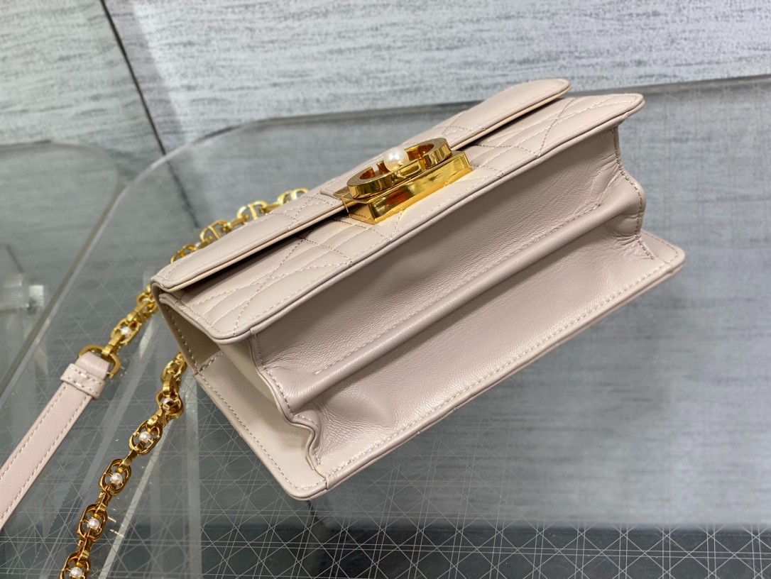 016 70123202;74123208 size 20x5x12cm;size 25x16.5x8cm