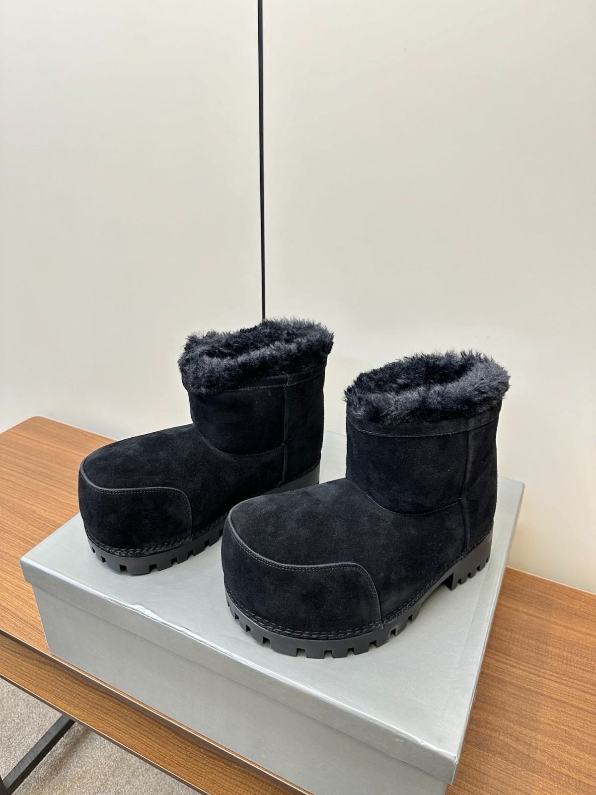 020 52123164 size 35-45