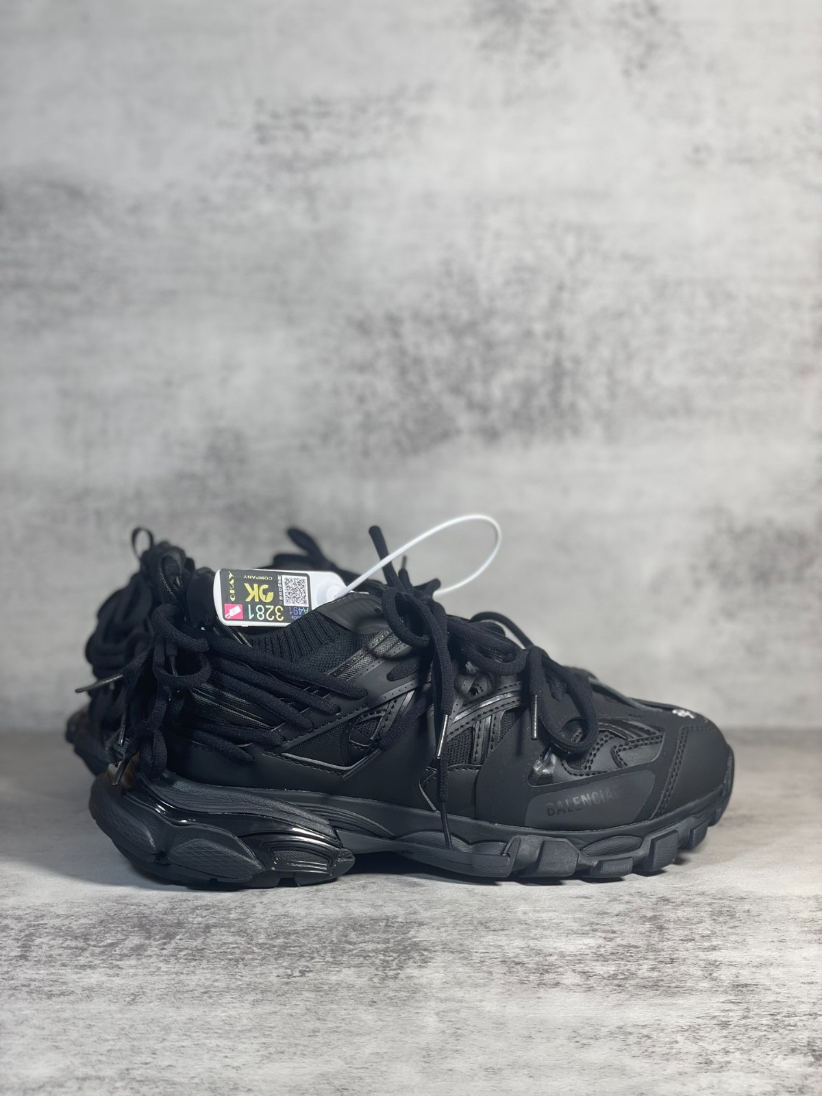 008 42123138 size 35-46