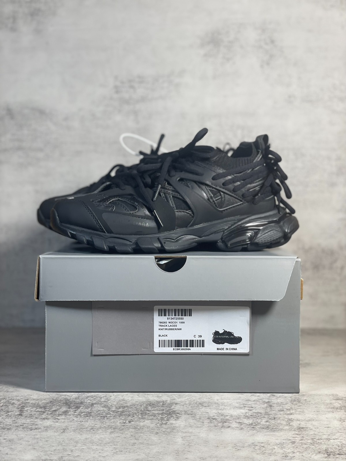 008 42123138 size 35-46