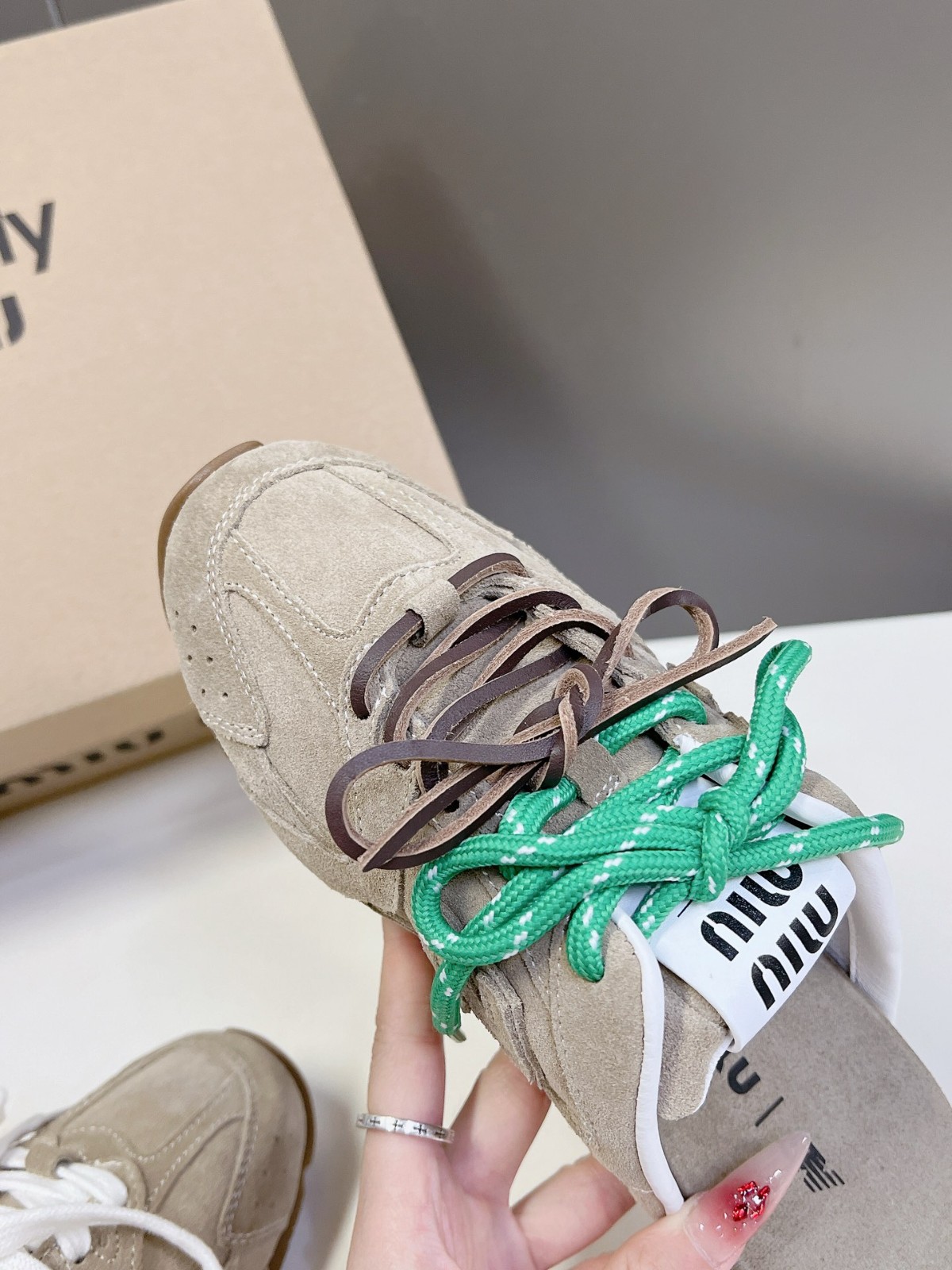 049 32123114 size 35-44
