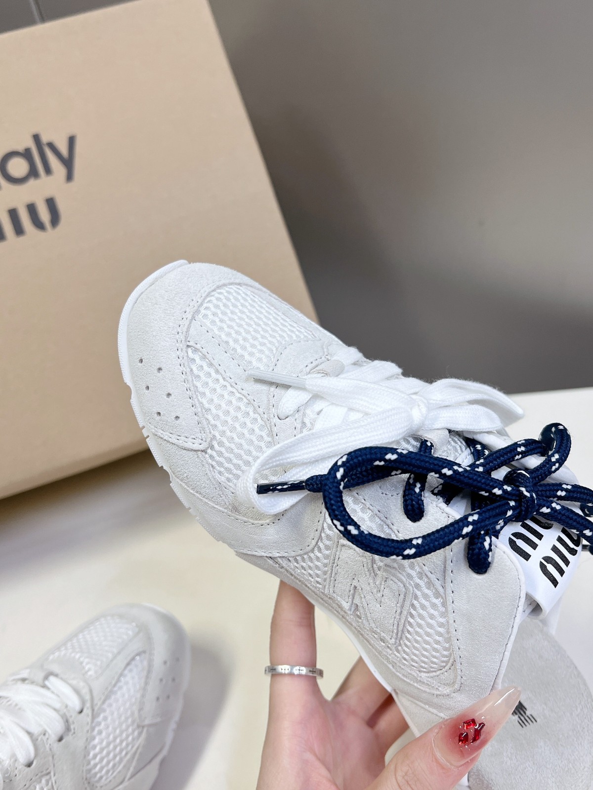 047 32123114 size 35-44