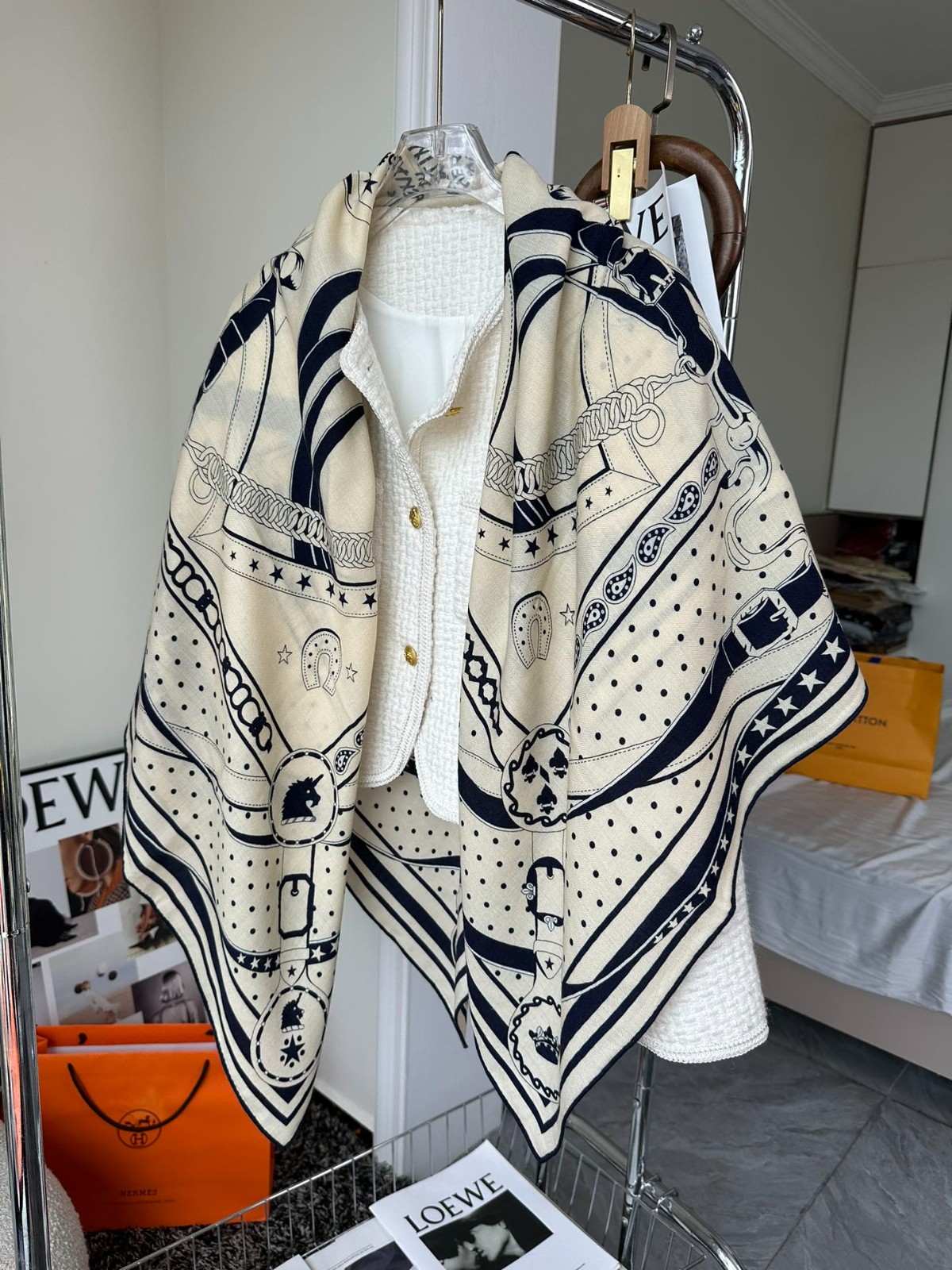 04 Her mes Scarf