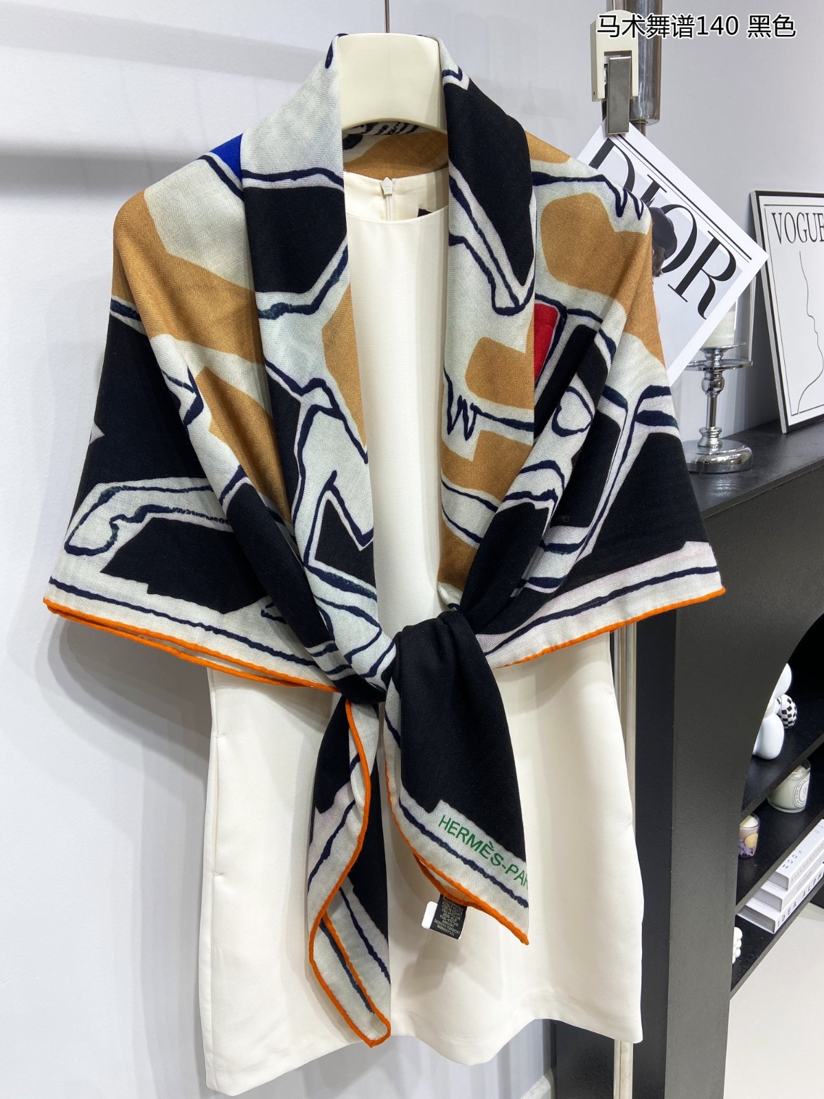 04 Her mes Scarf
