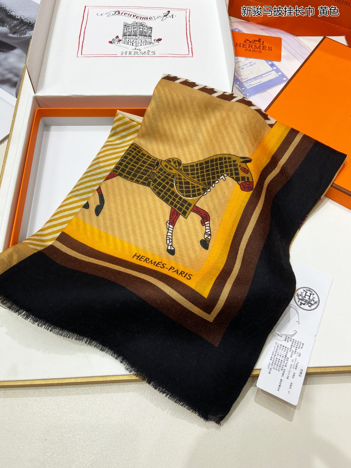 04 Her mes Scarf