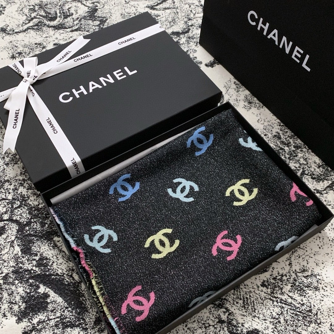 08 C Scarf