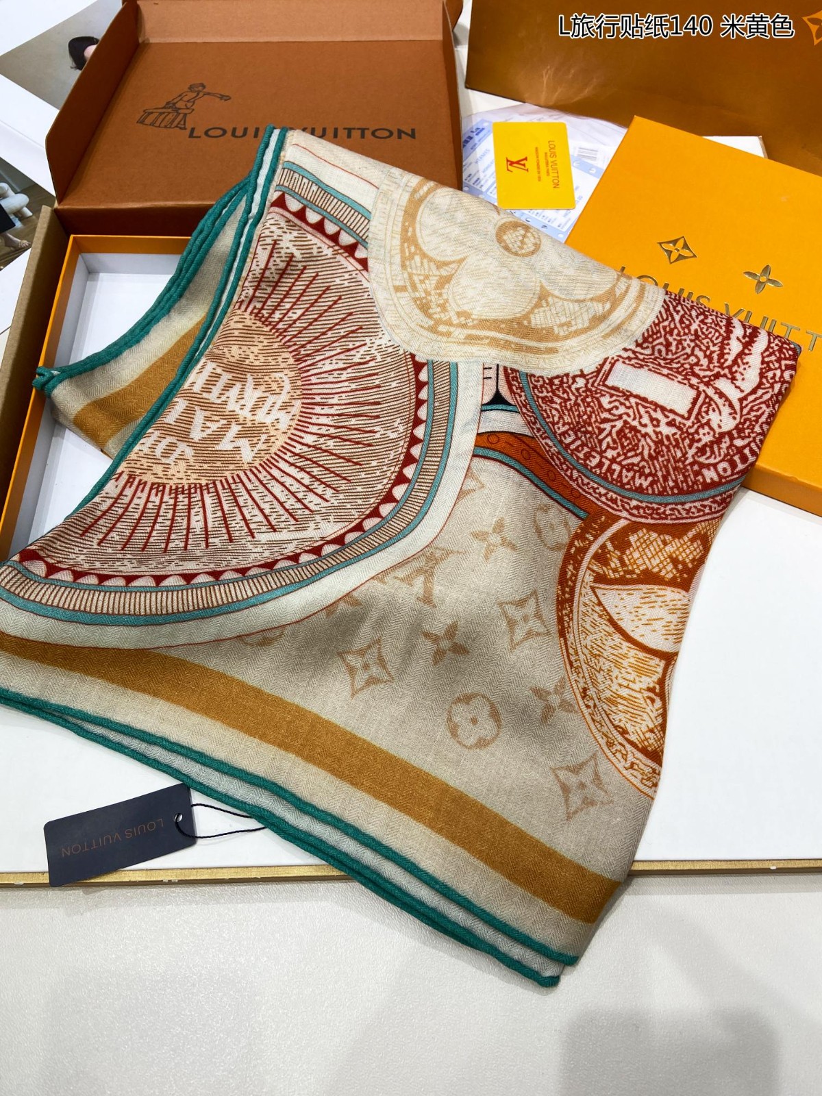 03 L-V Scarf