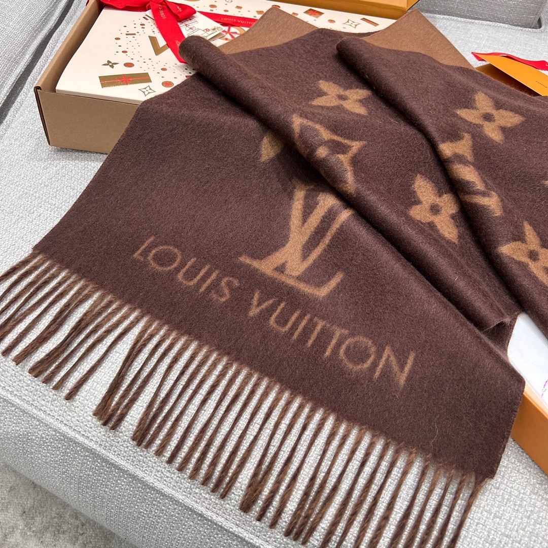 03 L-V Scarf