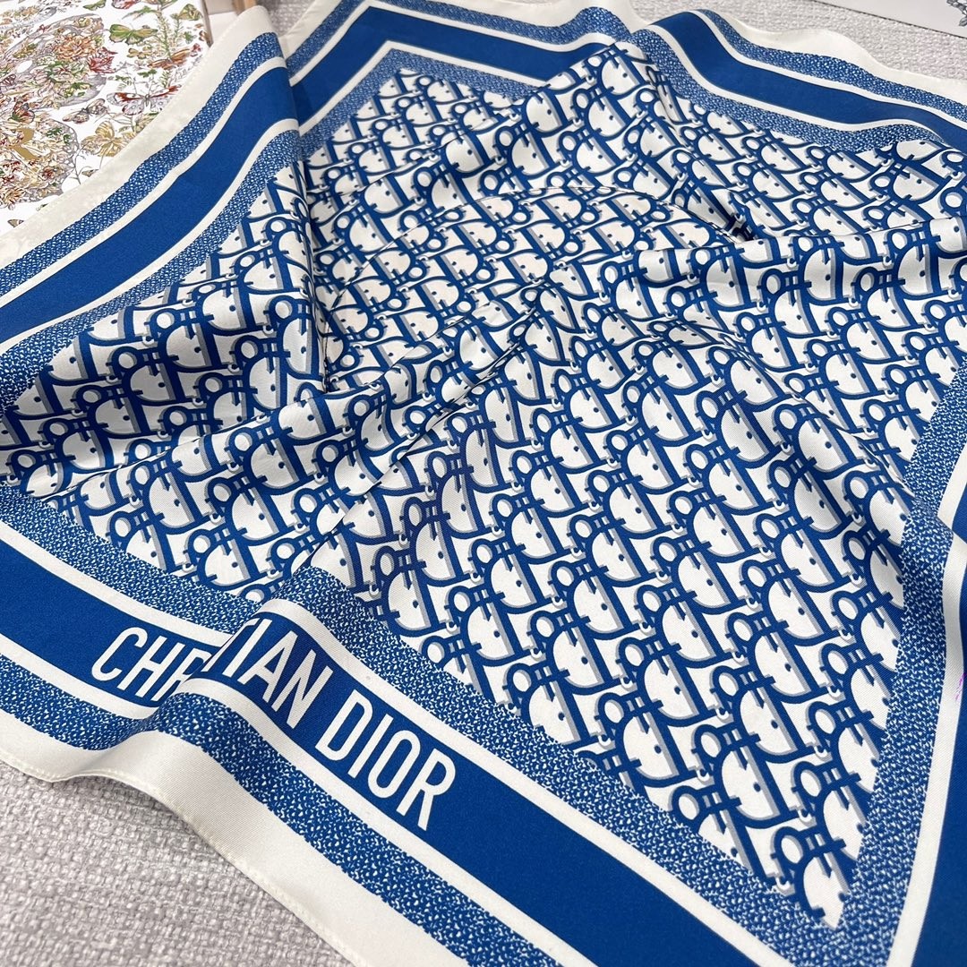 07 Di or Scarf