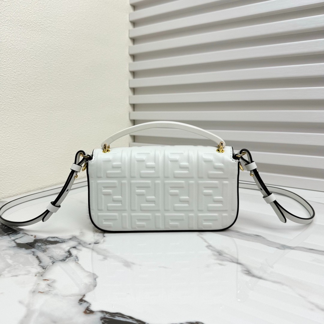 027 55123172 size 19x3x11cm