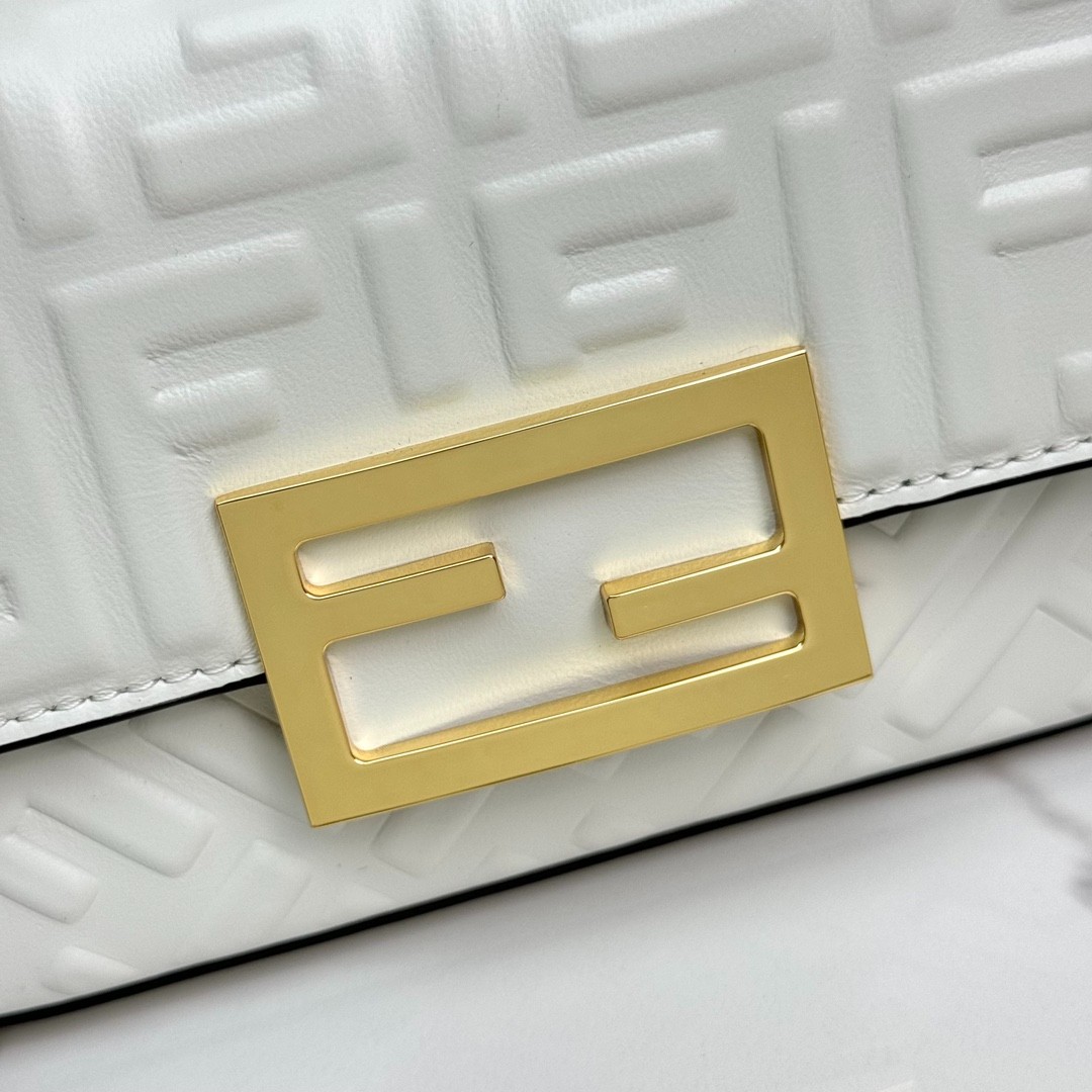 027 55123172 size 19x3x11cm