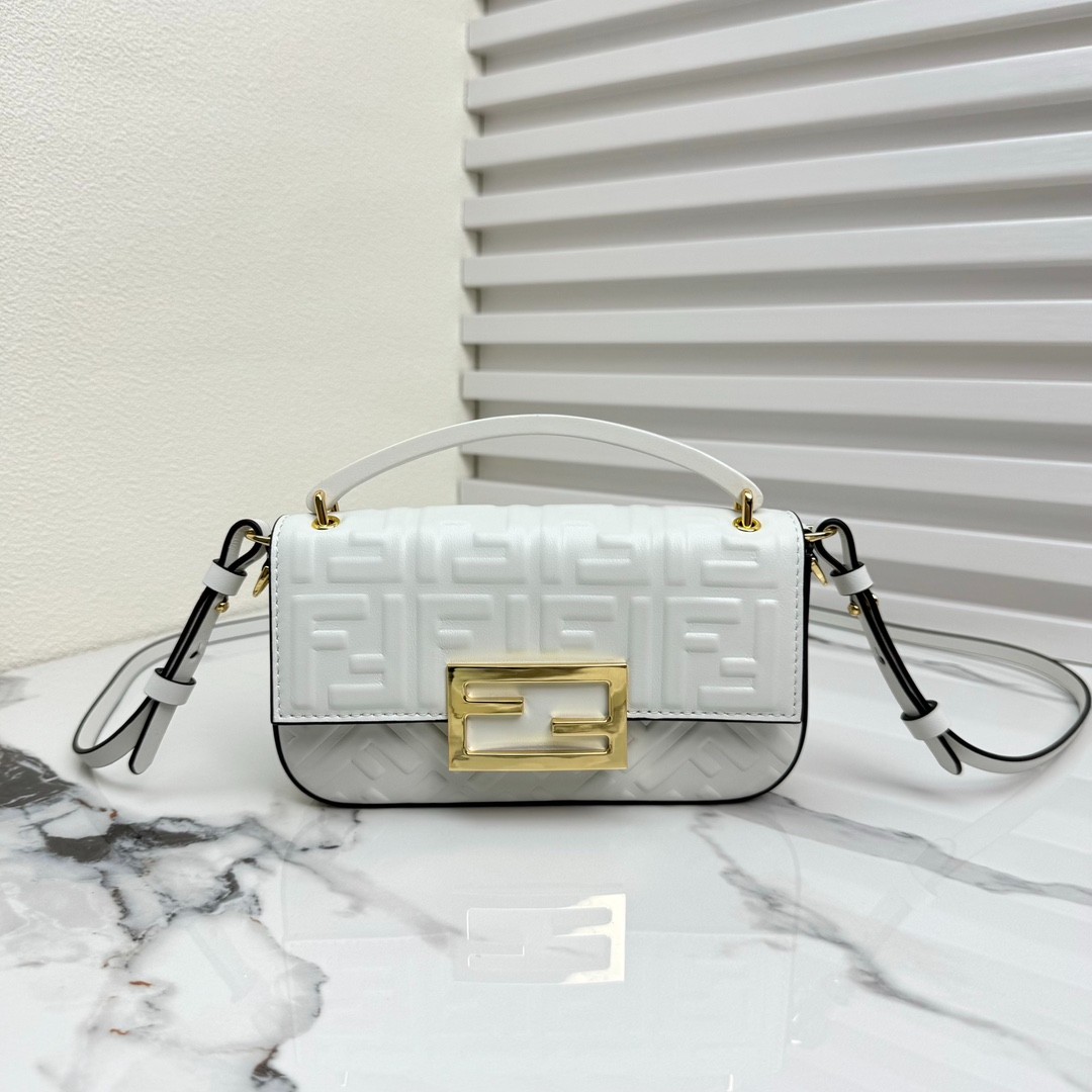 027 55123172 size 19x3x11cm