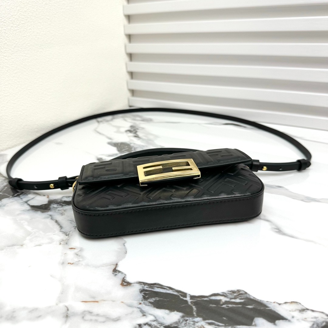025 55123172 size 19x3x11cm
