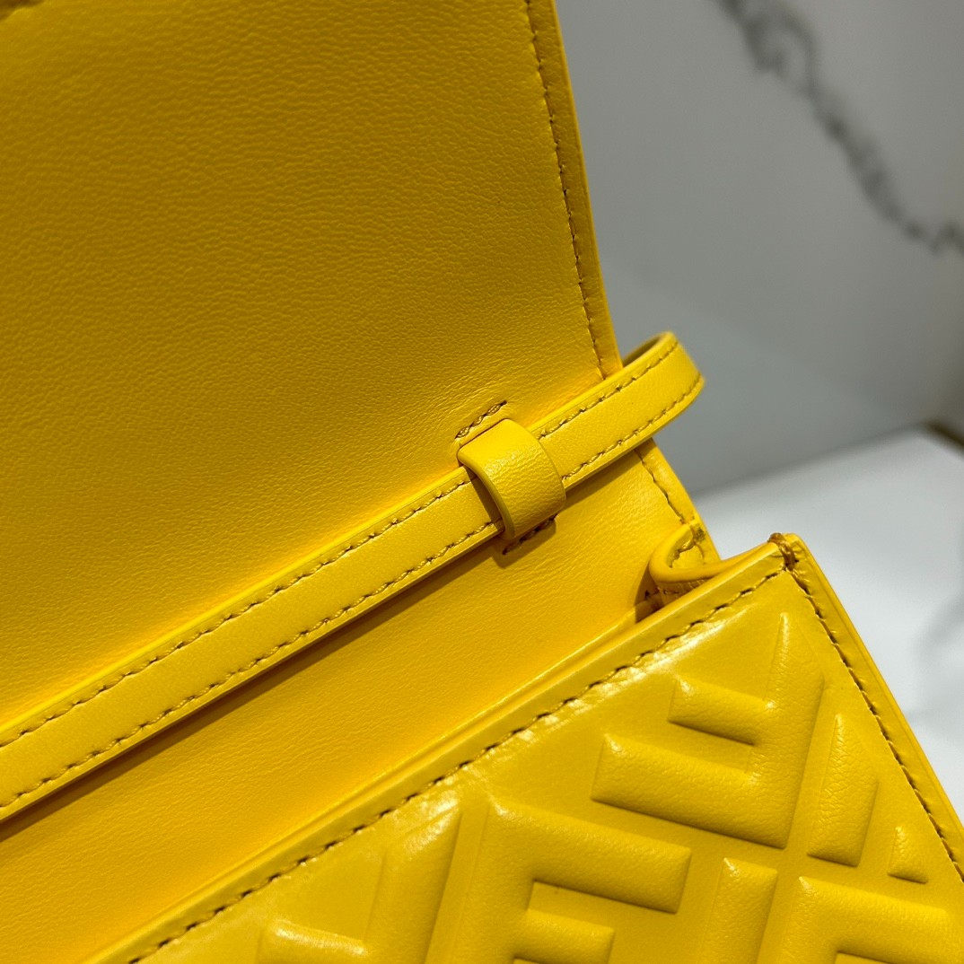 023 60123177 size 21x11.5x5cm