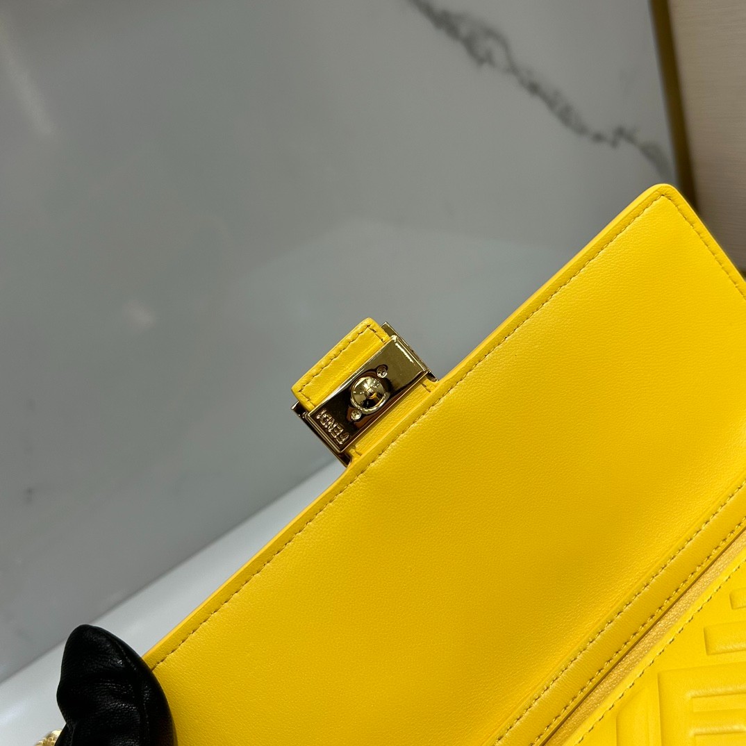 023 60123177 size 21x11.5x5cm