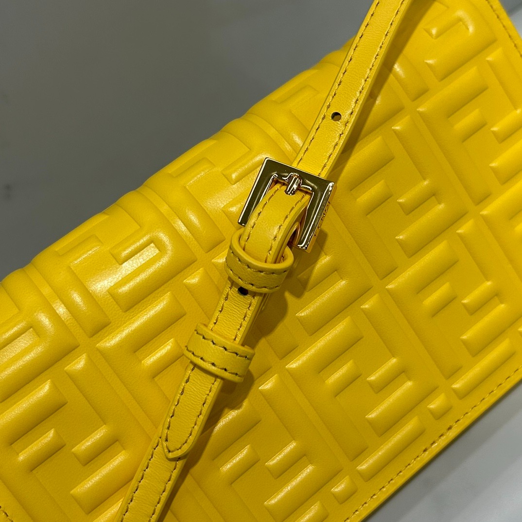 023 60123177 size 21x11.5x5cm