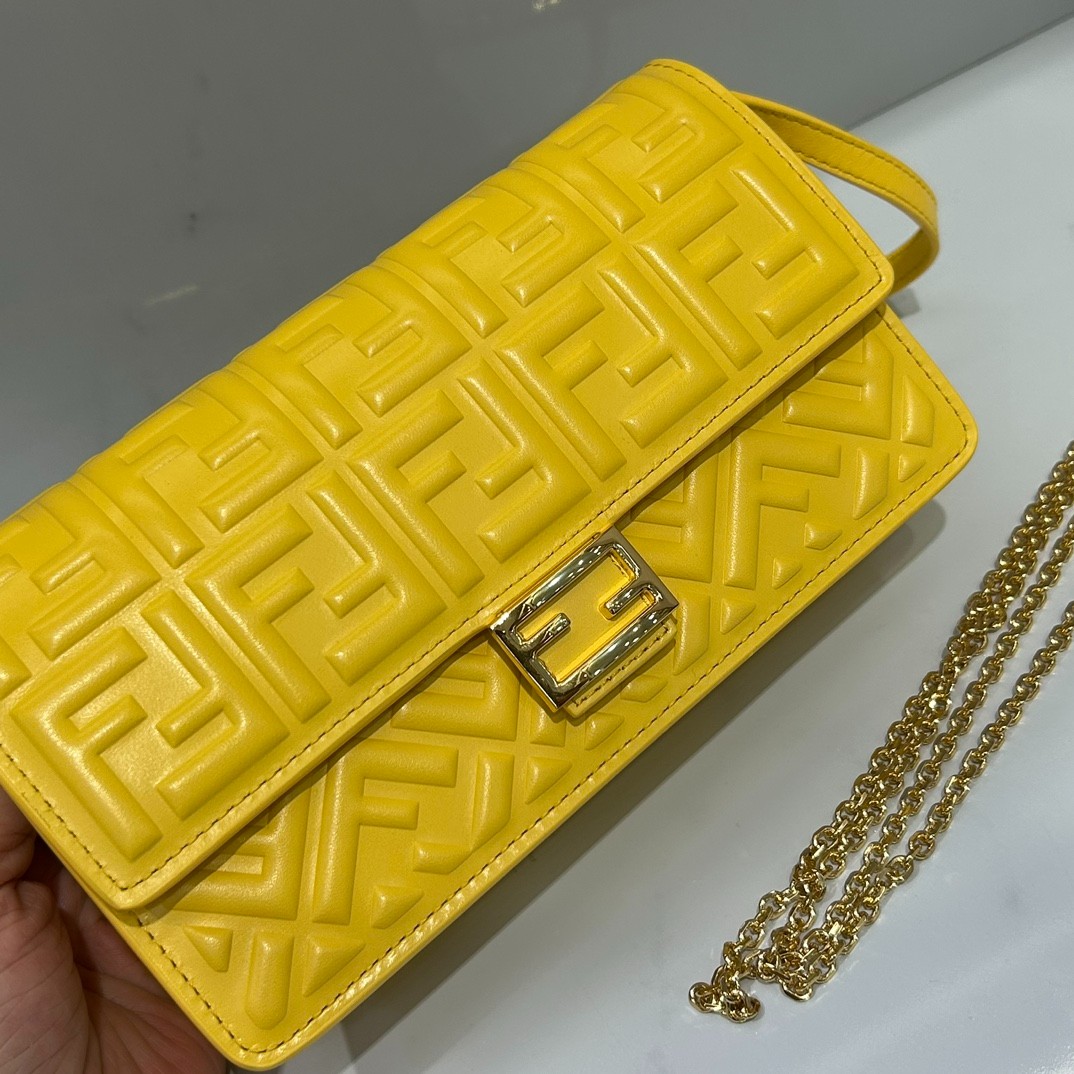 023 60123177 size 21x11.5x5cm