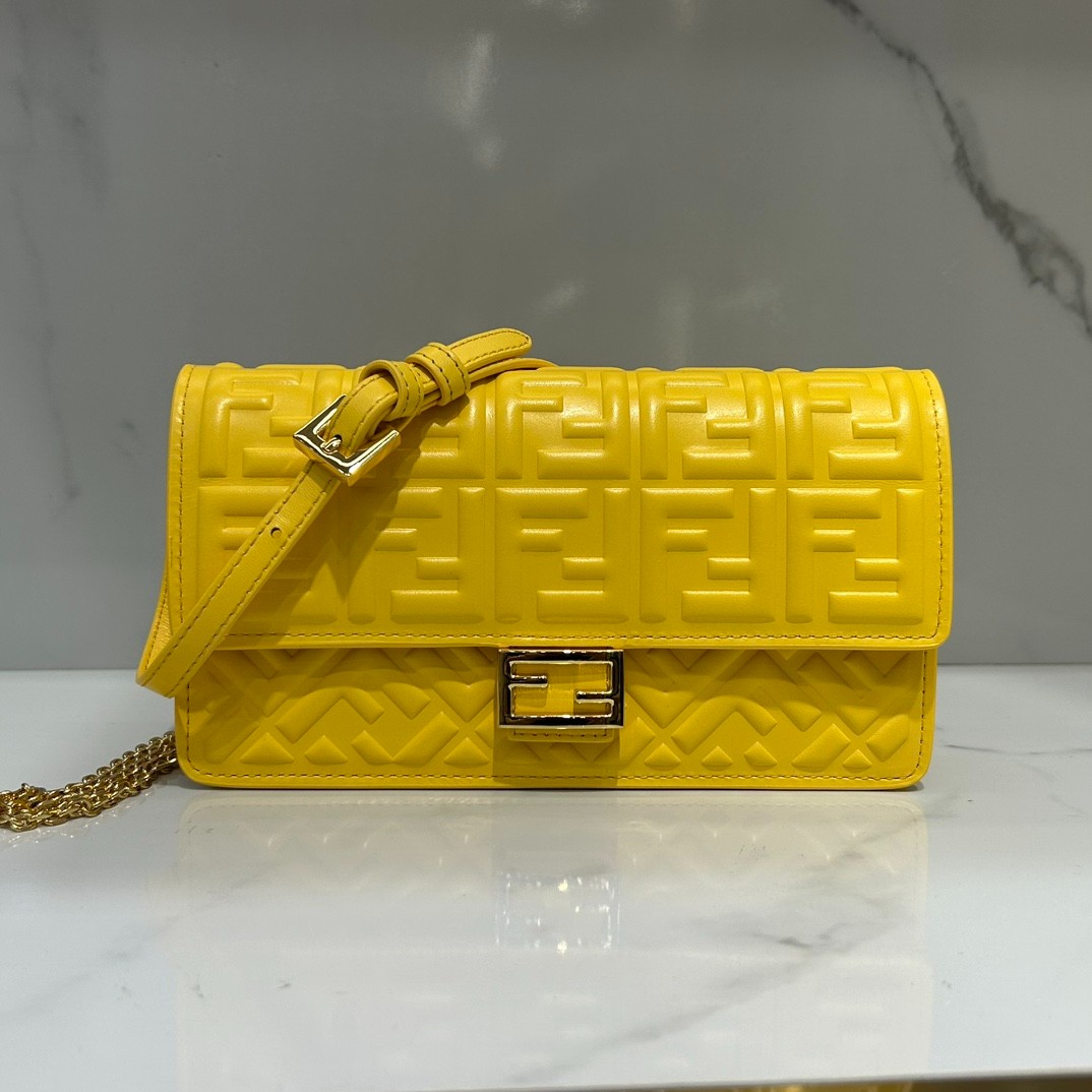 023 60123177 size 21x11.5x5cm