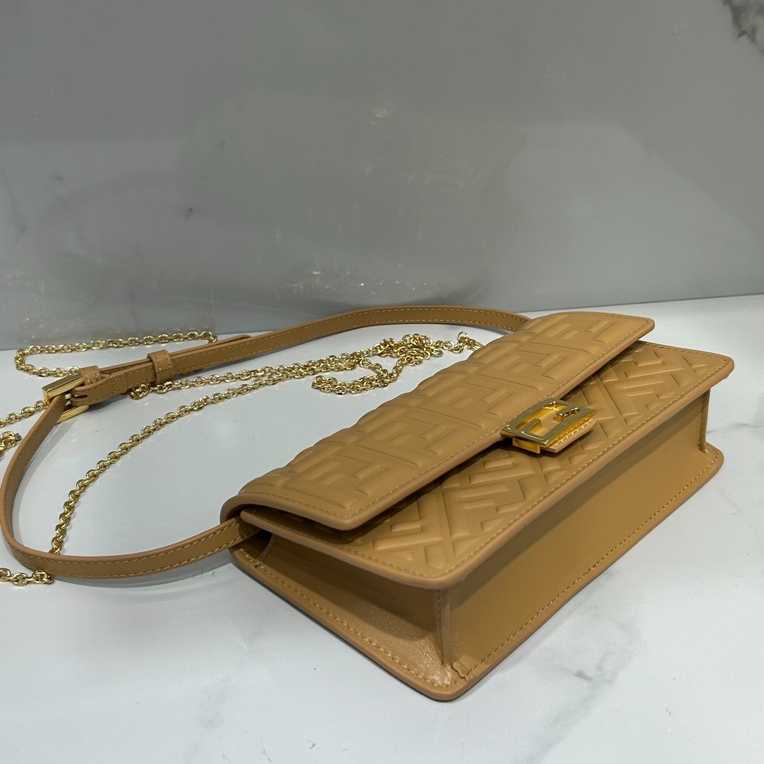 018 60123177 size 21x11.5x5cm