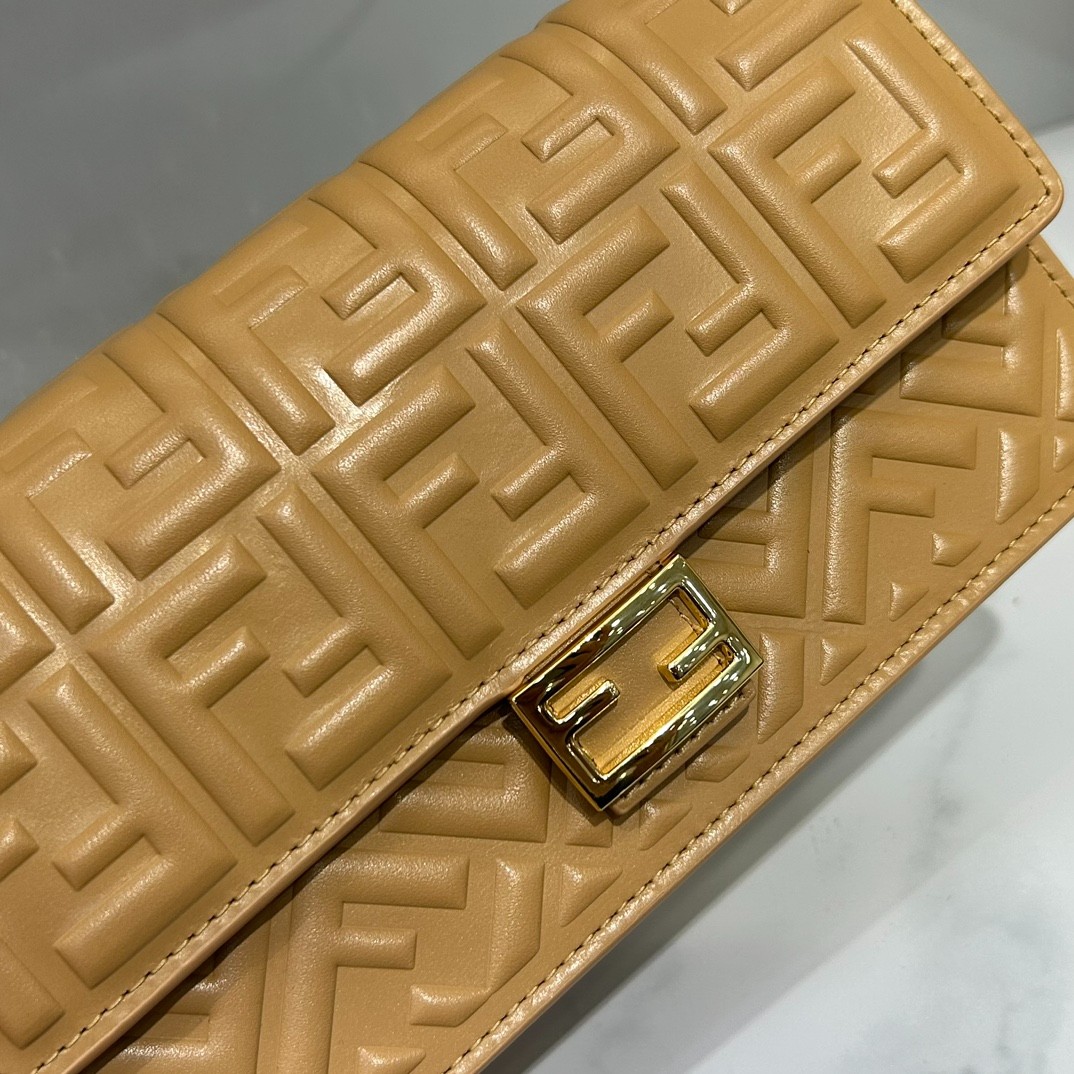 018 60123177 size 21x11.5x5cm