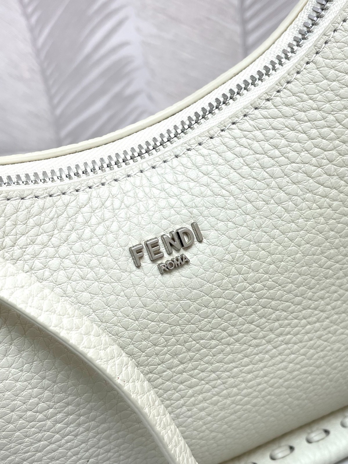 015 60123177 size 20.5x28x7cm