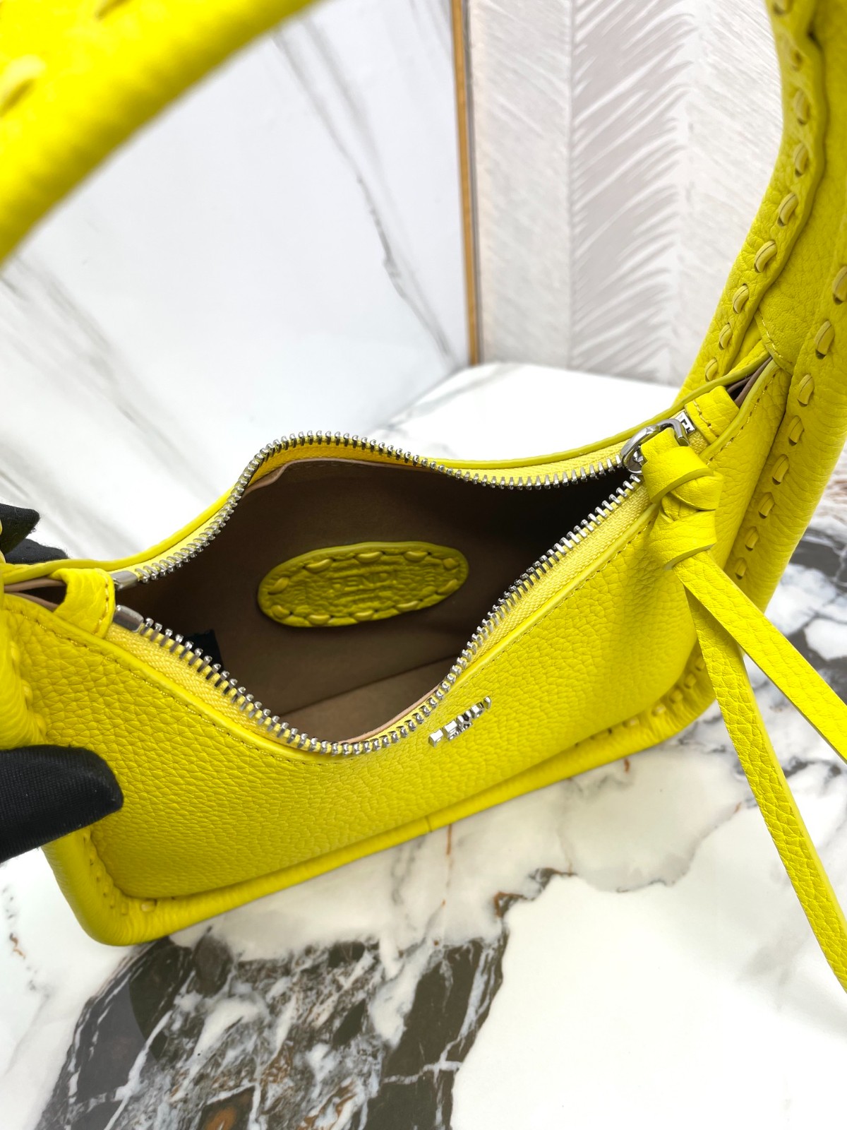 014 60123177 size 20.5x28x7cm