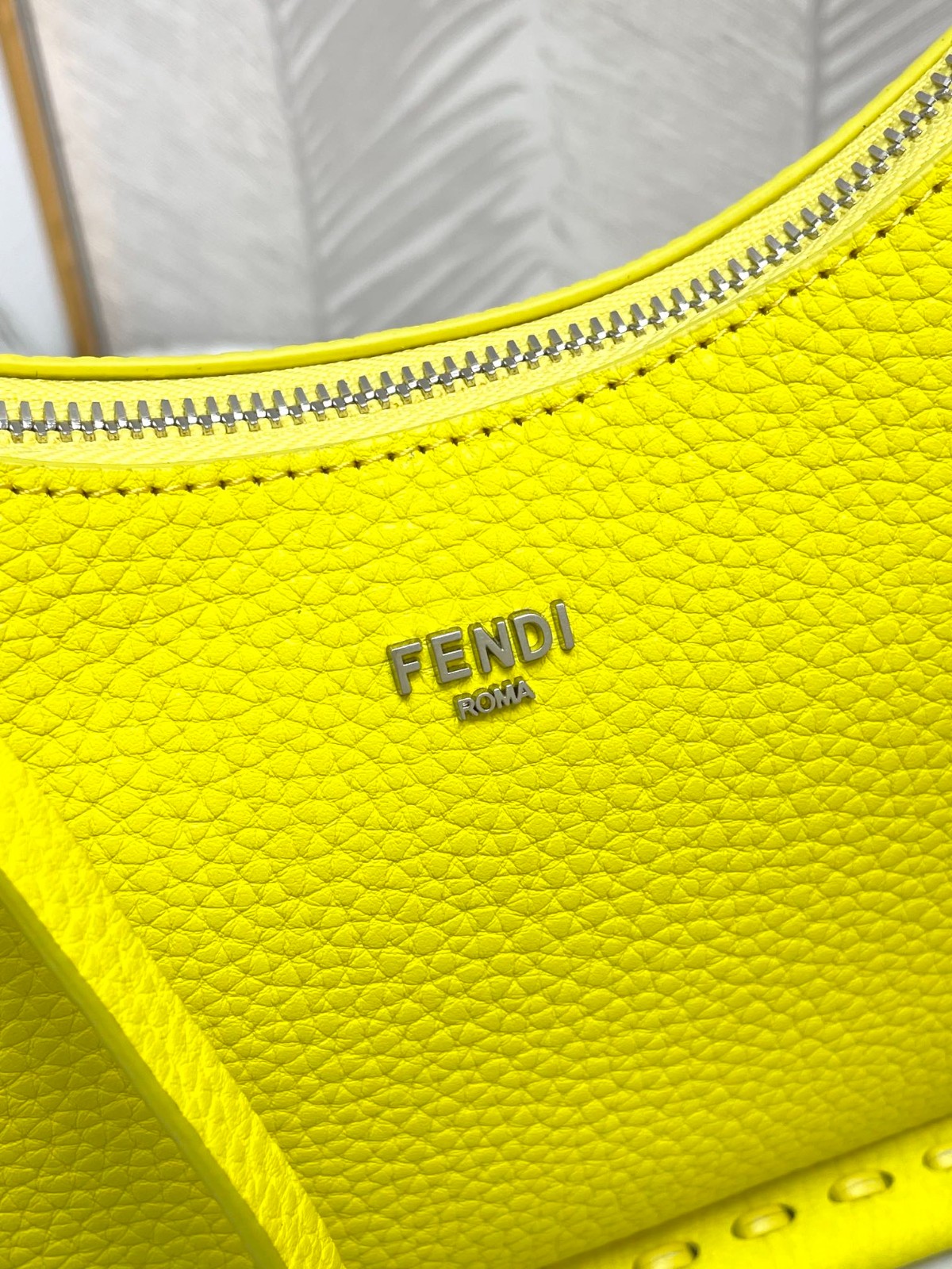 014 60123177 size 20.5x28x7cm