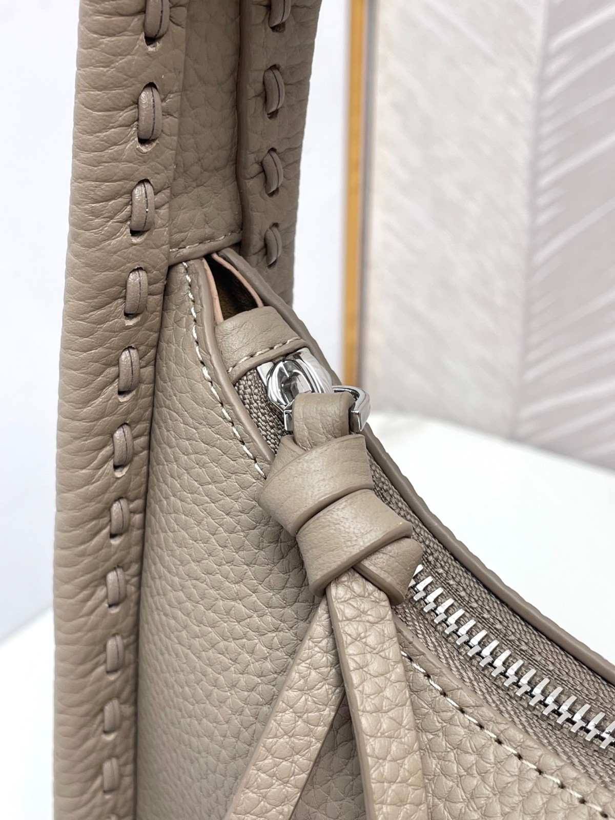 012 60123177 size 20.5x28x7cm