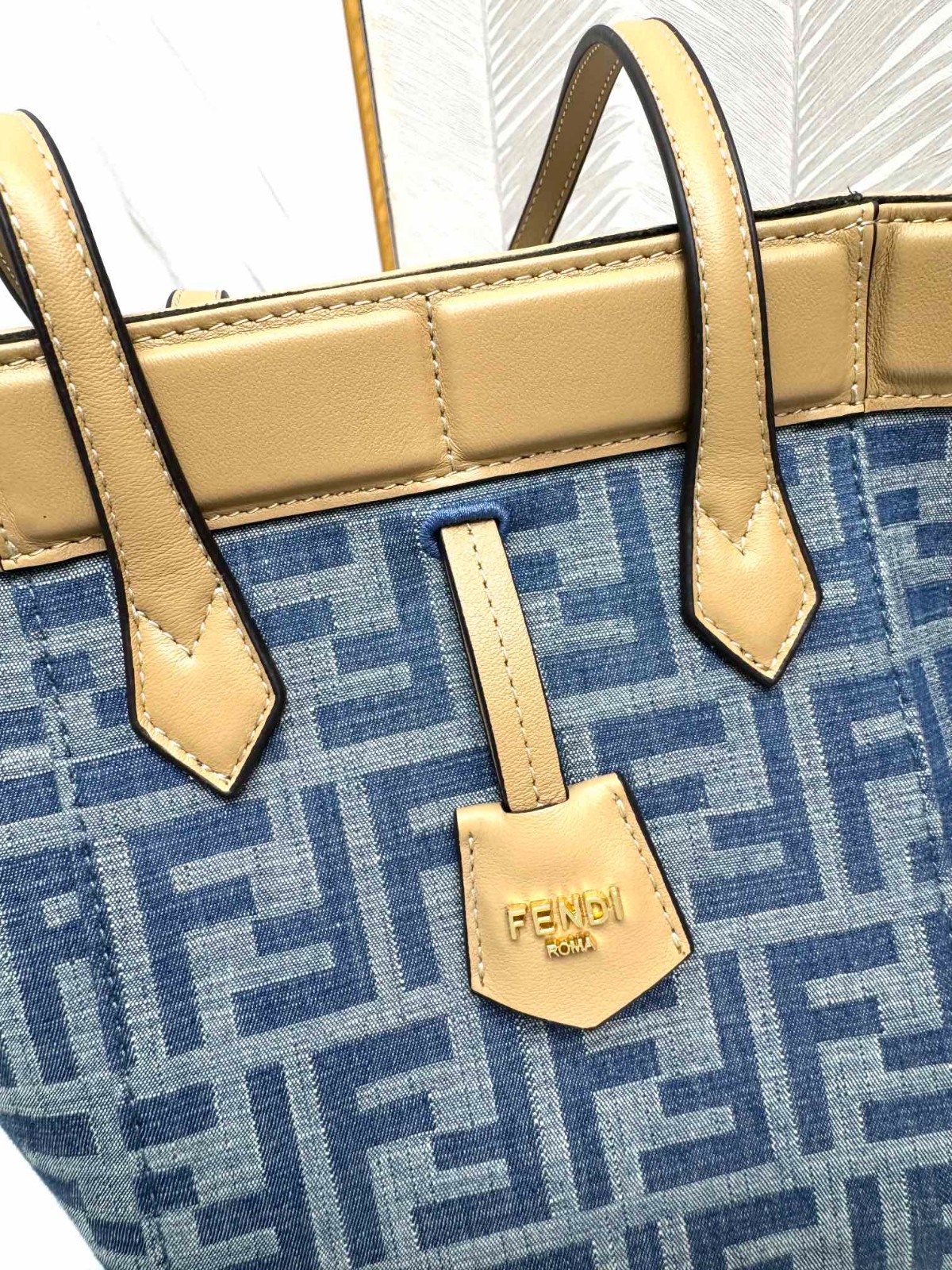 009 50123159 size 15cmx18.5x15cm